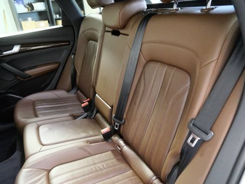 Used 2018 Audi Q5 2.0T Premium Plus AWD/4WD image 15
