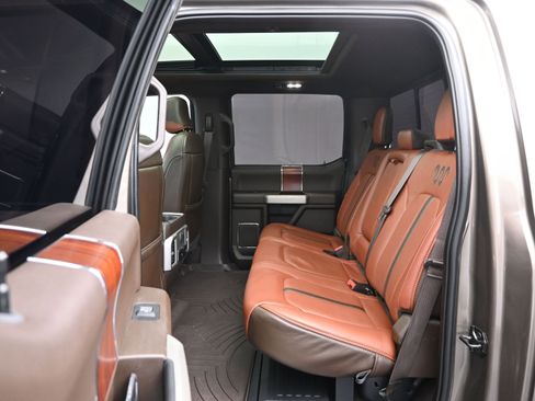 Used 2022 Ford F350 King Ranch image 11