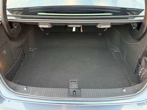 Used 2012 Mercedes-Benz E 350 4MATIC Sedan image 16