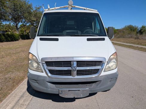 Used 2007 Dodge Sprinter 2500 image 3