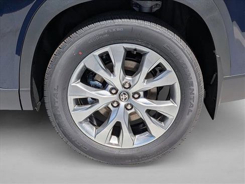 New 2026 Toyota Grand Highlander AWD image 10