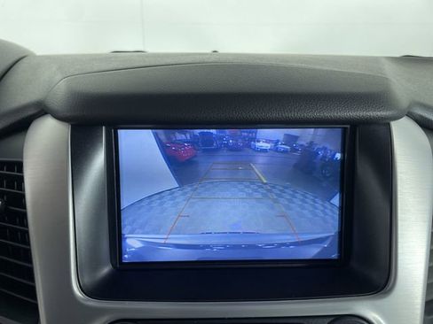 Used 2019 GMC Yukon SLT image 22