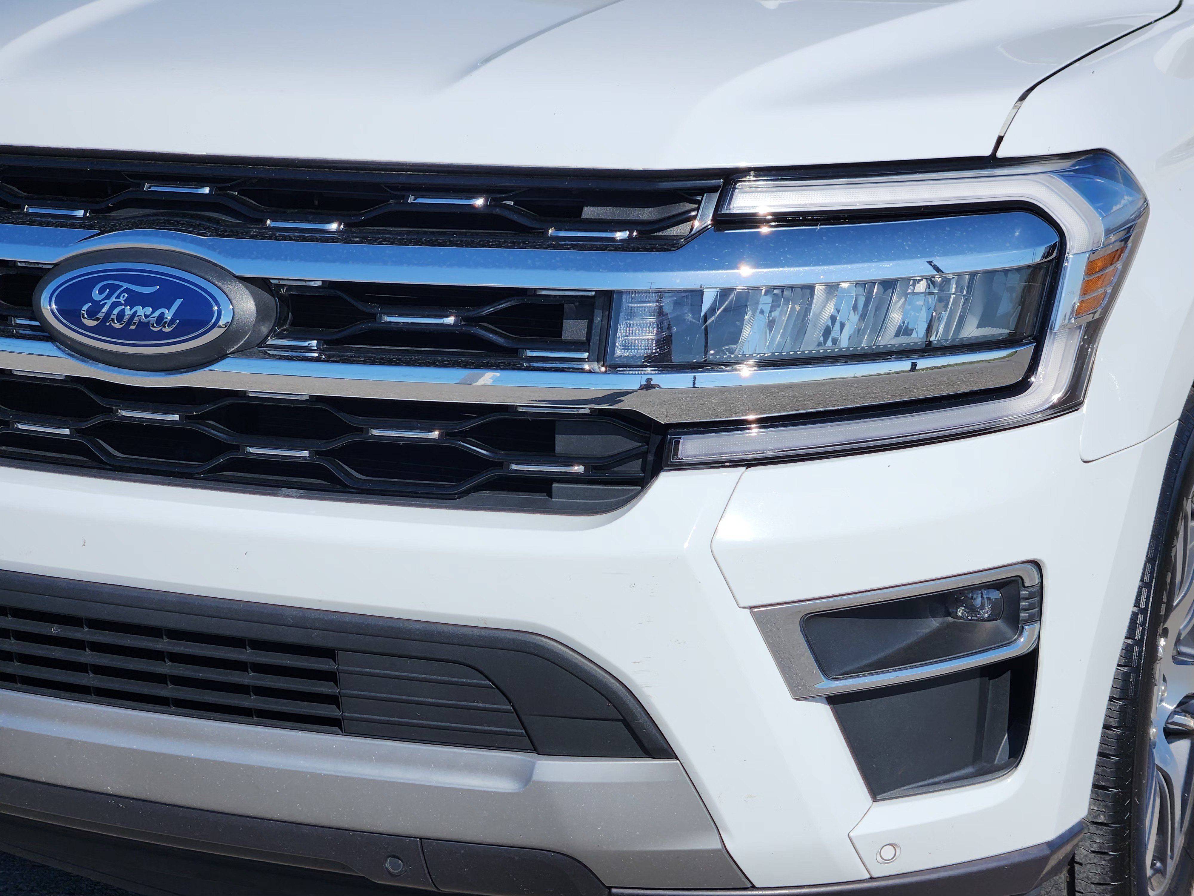 Used 2024 Ford Expedition Max Limited RWD image 8