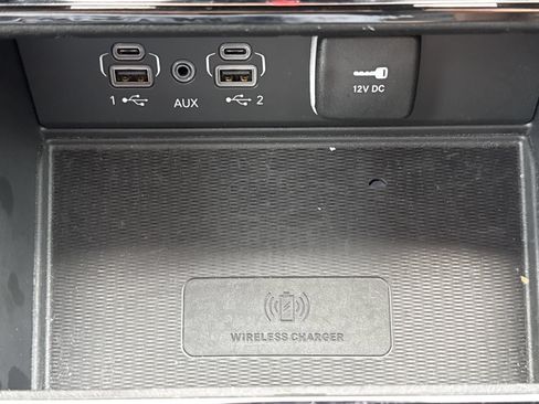 Used 2023 Jeep Grand Cherokee Altitude AWD/4WD image 28