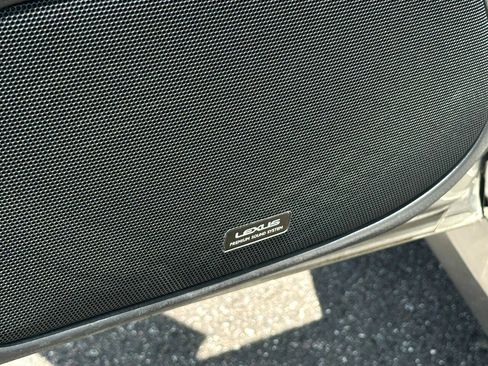 Used 2017 Lexus LS 460 image 29