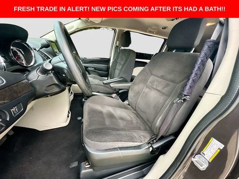 Used 2019 Dodge Grand Caravan SE w/ UConnect Hands-Free Group FWD image 21
