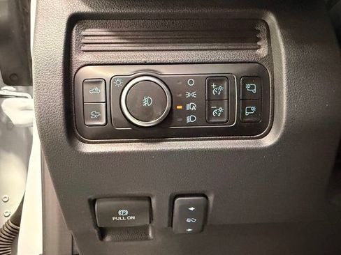 Used 2026 Ford F350 Lariat AWD/4WD image 25