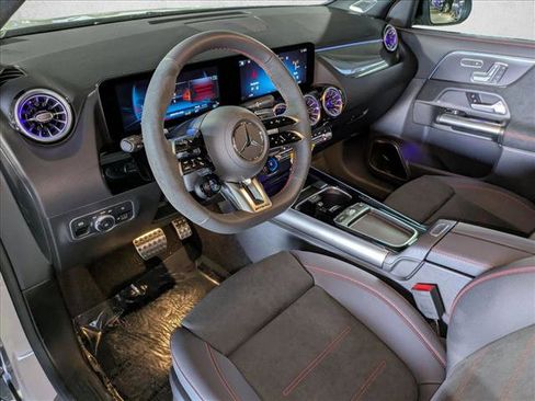 New 2026 Mercedes-Benz GLA 35 AMG 4MATIC image 6