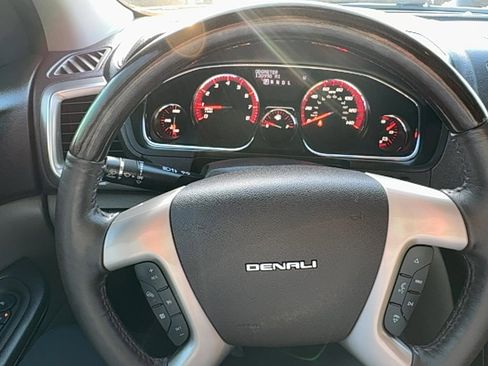 Used 2015 GMC Acadia Denali image 33
