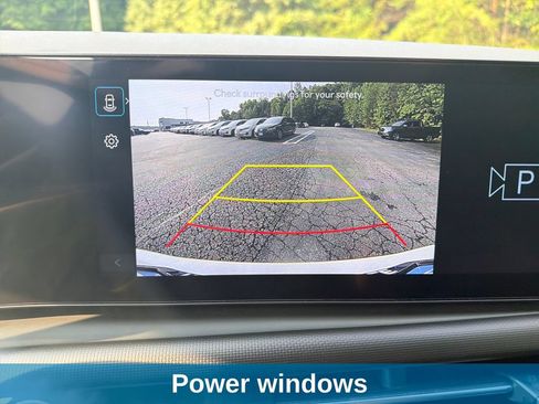 Used 2025 Hyundai Tucson SEL FWD image 19