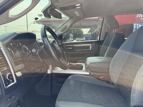 Used 2018 RAM 3500 Big Horn AWD/4WD image 17