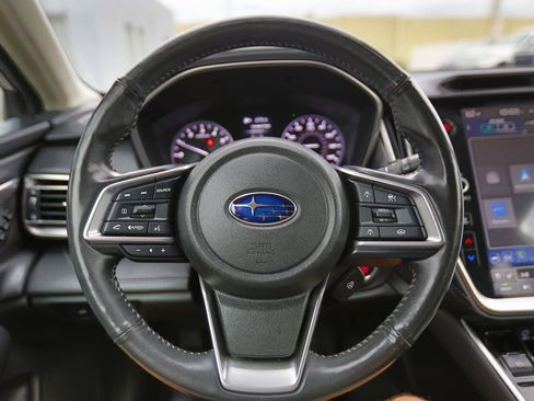 Used 2023 Subaru Outback Touring XT AWD/4WD image 5