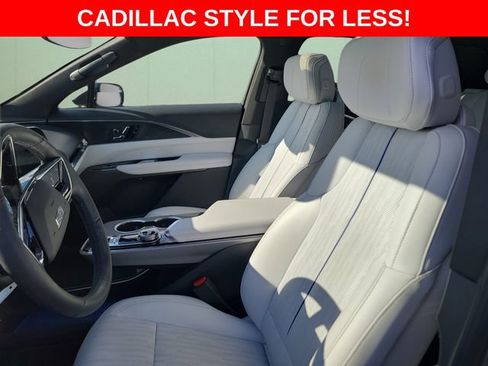Used 2024 Cadillac Lyriq Sport image 19