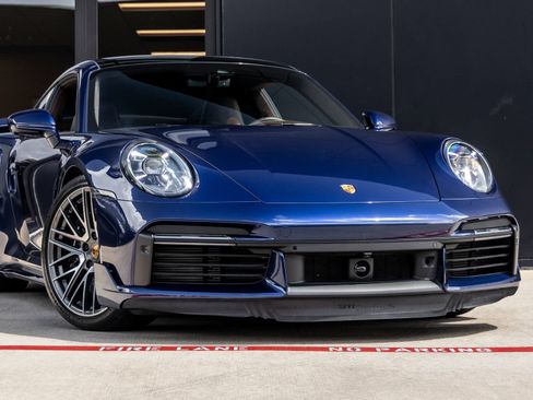 Certified 2025 Porsche 911 Turbo S AWD/4WD image 6
