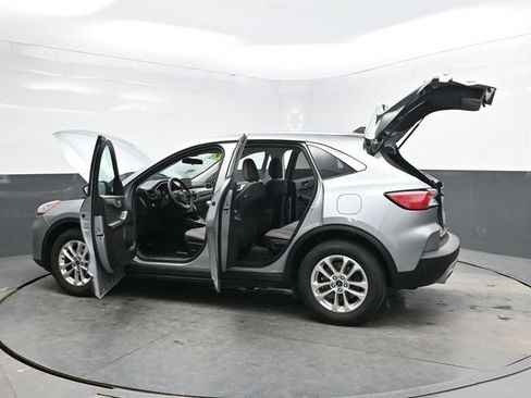 Used 2022 Ford Escape SE FWD image 44