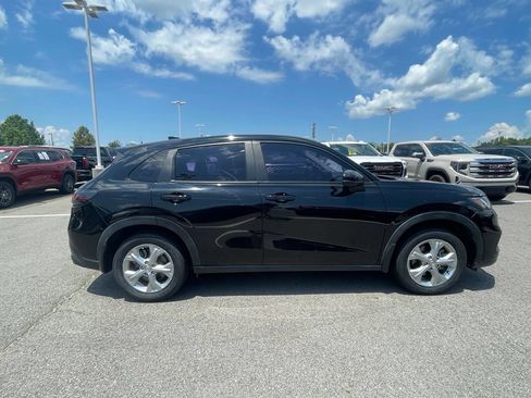 Used 2023 Honda HR-V LX image 8