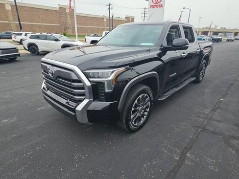 Used 2022 Toyota Tundra Limited AWD/4WD image 7