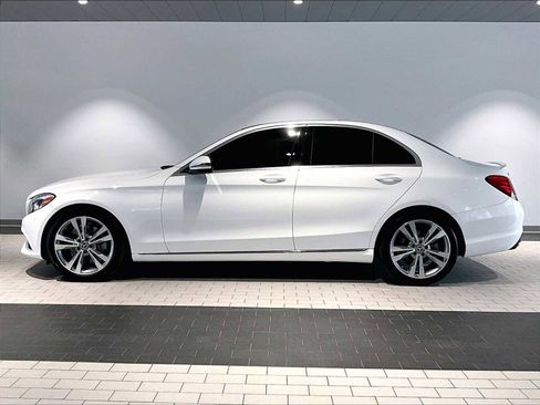 Used 2018 Mercedes-Benz C 300 Sedan image 2
