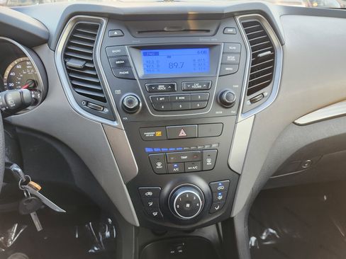 Used 2015 Hyundai Santa Fe Sport image 27