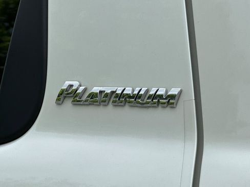 Used 2021 Toyota Sequoia Platinum AWD/4WD image 29