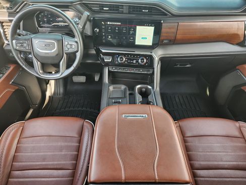 Used 2024 GMC Sierra 2500 Denali Ultimate AWD/4WD image 27