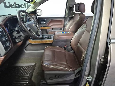 Used 2015 Chevrolet Silverado 1500 High Country w/ High Country Premium Package image 9