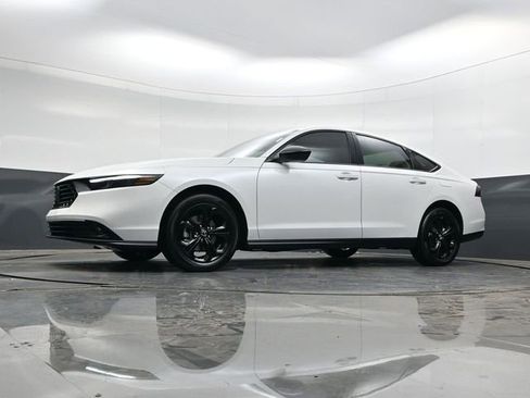 New 2025 Honda Accord SE image 36