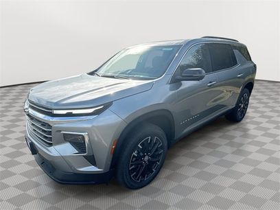 New 2025 Chevrolet Traverse LT w/ Enhanced Driving Package