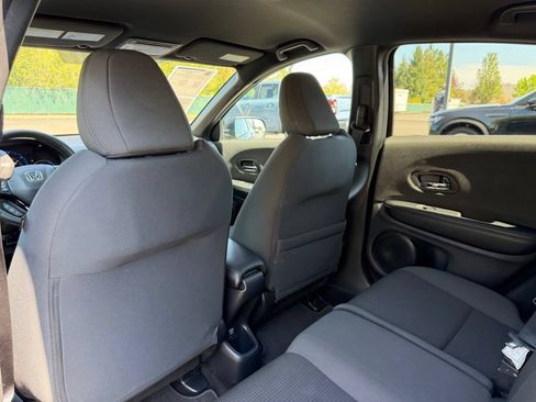 Certified 2021 Honda HR-V Sport image 32
