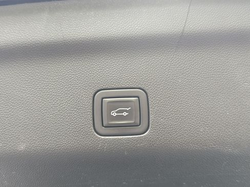 Used 2023 GMC Yukon AT4 w/ AT4 Premium Package AWD/4WD image 55
