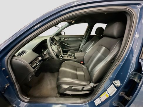 Used 2025 Honda Civic Sport image 13