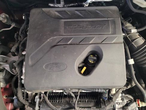 Used 2020 Ford Escape SEL image 30