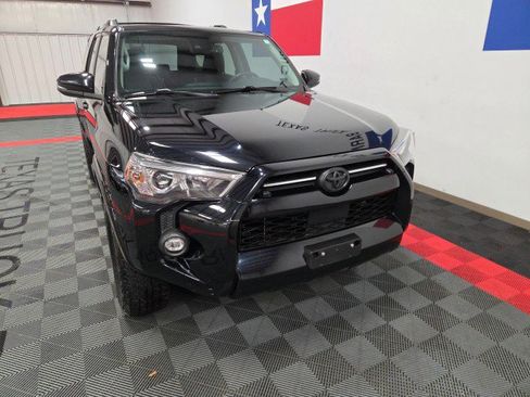 Used 2022 Toyota 4Runner SR5 Premium image 15