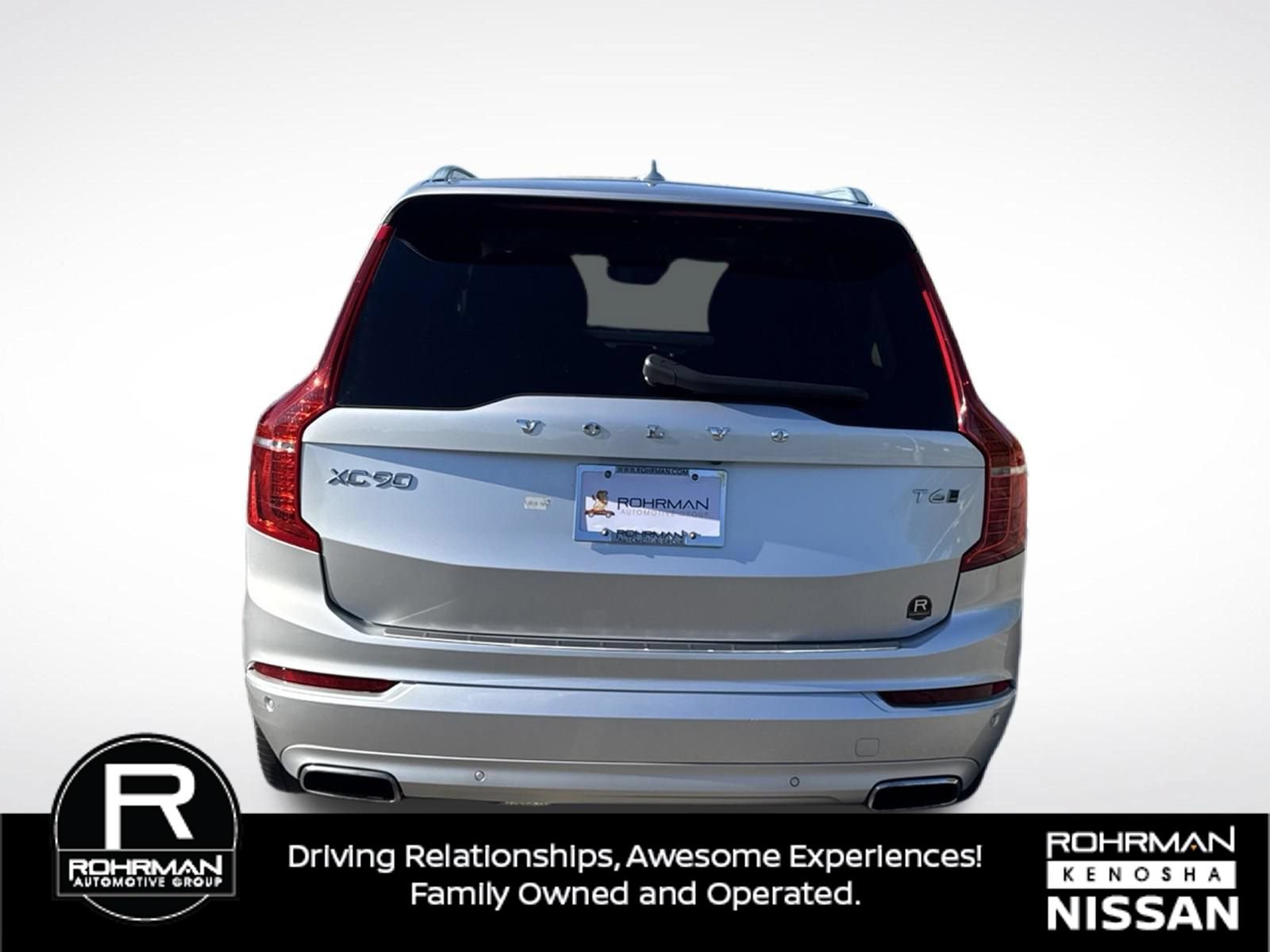 Used 2021 Volvo XC90 T6 Momentum w/ Protection Package Premier AWD/4WD image 9
