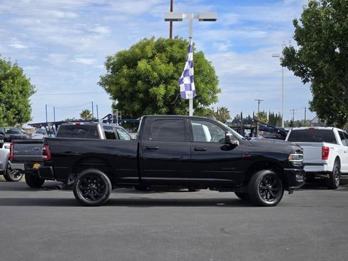 Used 2023 RAM 2500 Laramie w/ Night Edition AWD/4WD image 4