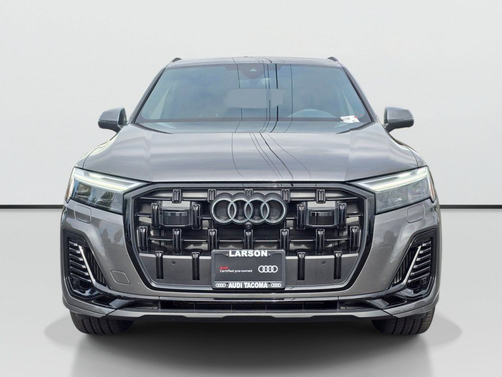 Used 2026 Audi Q7 3.0T Premium Plus w/ Premium Plus Package AWD/4WD image 8