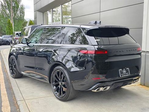 New 2025 Land Rover Range Rover Sport Dynamic SE image 5