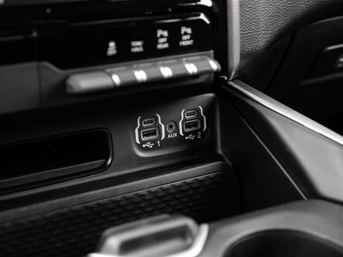 Used 2023 RAM 1500 Big Horn AWD/4WD image 34