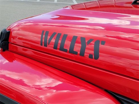 Used 2024 Jeep Gladiator Sport image 7