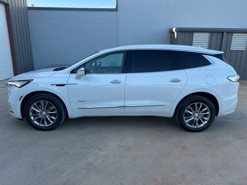 Used 2022 Buick Enclave Avenir w/ Avenir Technology Package image 4