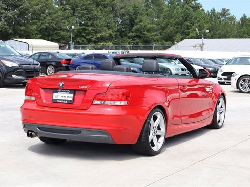 Used 2011 BMW 135i Convertible image 12