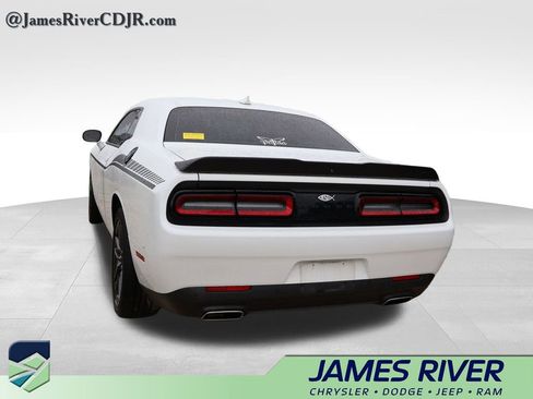 Used 2022 Dodge Challenger GT w/ Plus Package AWD/4WD image 17