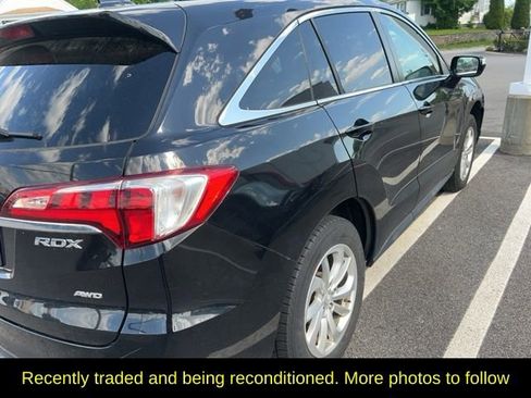 Used 2018 Acura RDX AWD image 3