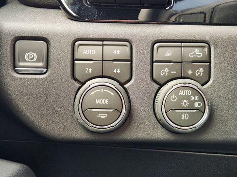 New 2026 Chevrolet Silverado 2500 High Country w/ Technology Package image 17