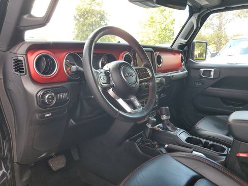 Used 2020 Jeep Gladiator Rubicon AWD/4WD image 18