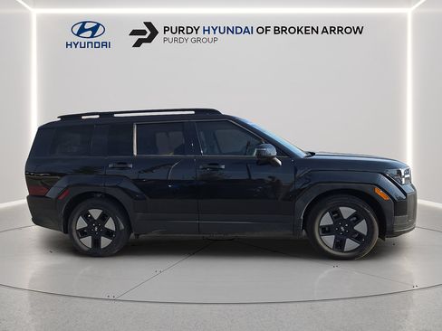 Certified 2026 Hyundai Santa Fe SEL FWD image 4