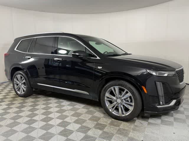 Used 2024 Cadillac XT6 Premium Luxury AWD/4WD image 11