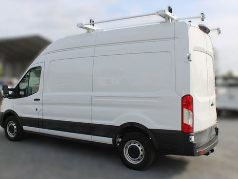 Used 2023 Ford Transit 250 148 High Roof RWD image 4