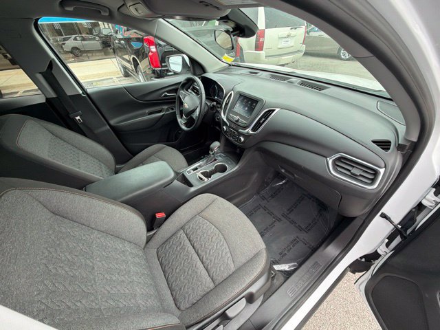Used 2024 Chevrolet Equinox LT AWD/4WD image 33