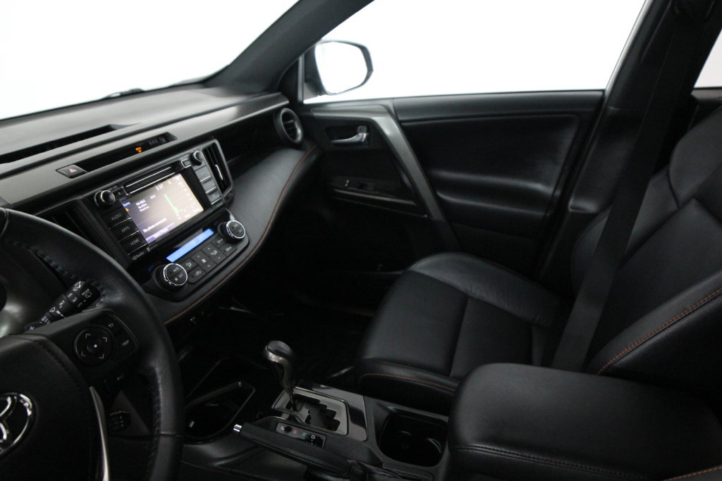 Used 2017 Toyota RAV4 SE AWD/4WD image 20